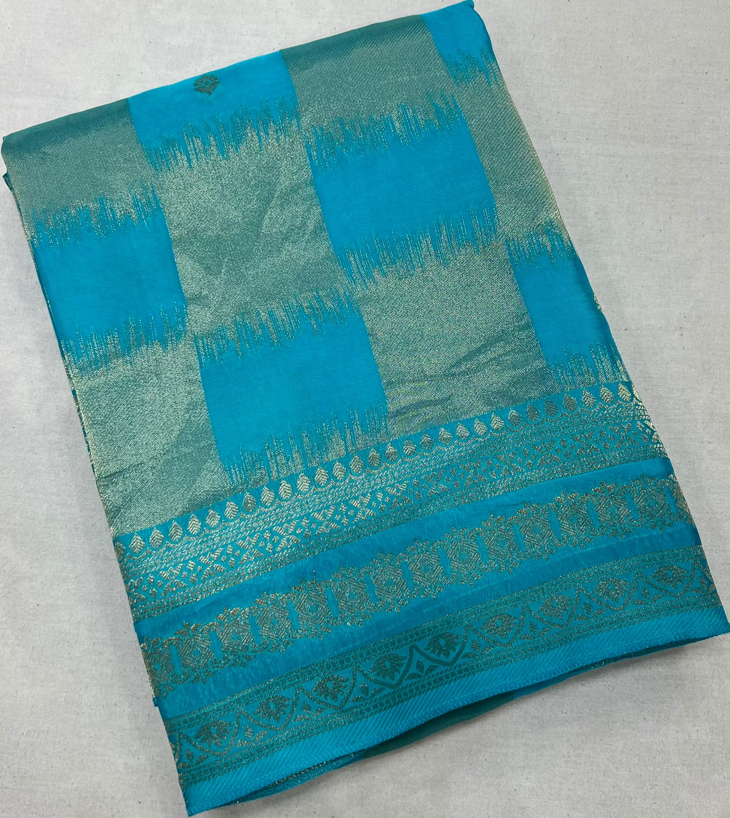 Premium Viscose Silk Rich Pallu Saree